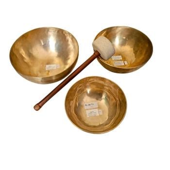 Komme an, finde Halt und öffne Deinen Horizont - Set aus 3 Planetenschalen, Ø 18,1 -23,5 cm, 3,22 kg
