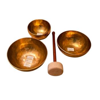 Freundliche Vitalität, tiefe Geborgenheit und Herzenswärme - Set aus 3 Planetenschalen, Ø 15,2 -20,9 cm, 2,46 kg