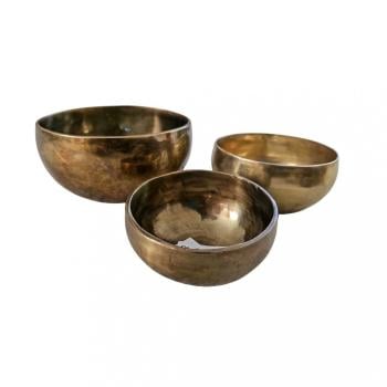 Sanfte Energie für Klarheit, Lebensfreude und inneres Leuchten - Set aus 3 Planetenschalen, Ø 10,3 -15,1 cm, 1,28 kg