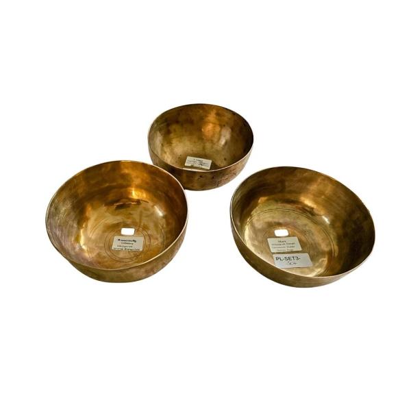 Fühle Klarheit, setze neue Impulse und wecke deinen inneren Mut - Set aus 3 Planetenschalen, Ø 14,9 -16,3 cm, 1,42 kg für Kinder-Klangmassage